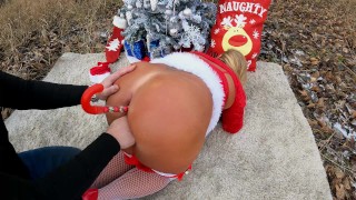 Hiker Spies on Horny Mrs. Claus while she MASTURBATES outdoors! He gets a HOLIDAY SURPRISE!