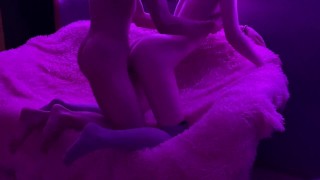 няшимся на пледике